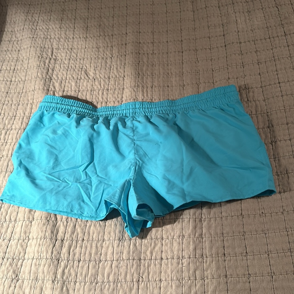 Like new VENUS board shorts - Picture 3 of 6